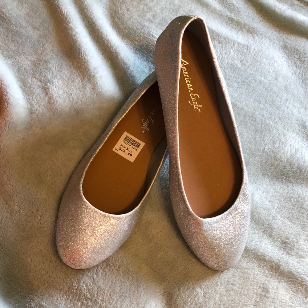 Never worn American Eagle flats